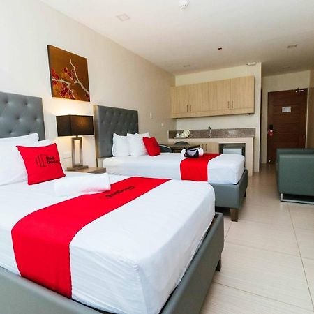 Reddoorz Premium @ Sampaloc Makati Hotel Makati City Bagian luar foto