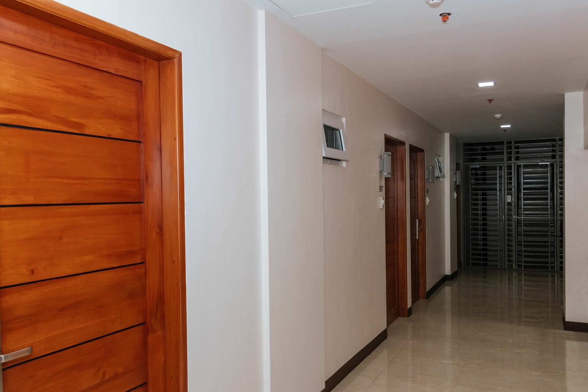 Reddoorz Premium @ Sampaloc Makati Hotel Makati City Bagian luar foto